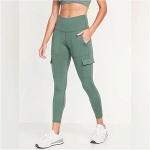 Old Navy Olive Cargo Leggings